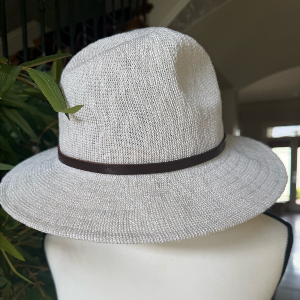 ANTHROPOLOGY ladies, cream colored hat with leather trim NWOT - Picture 6 of 9